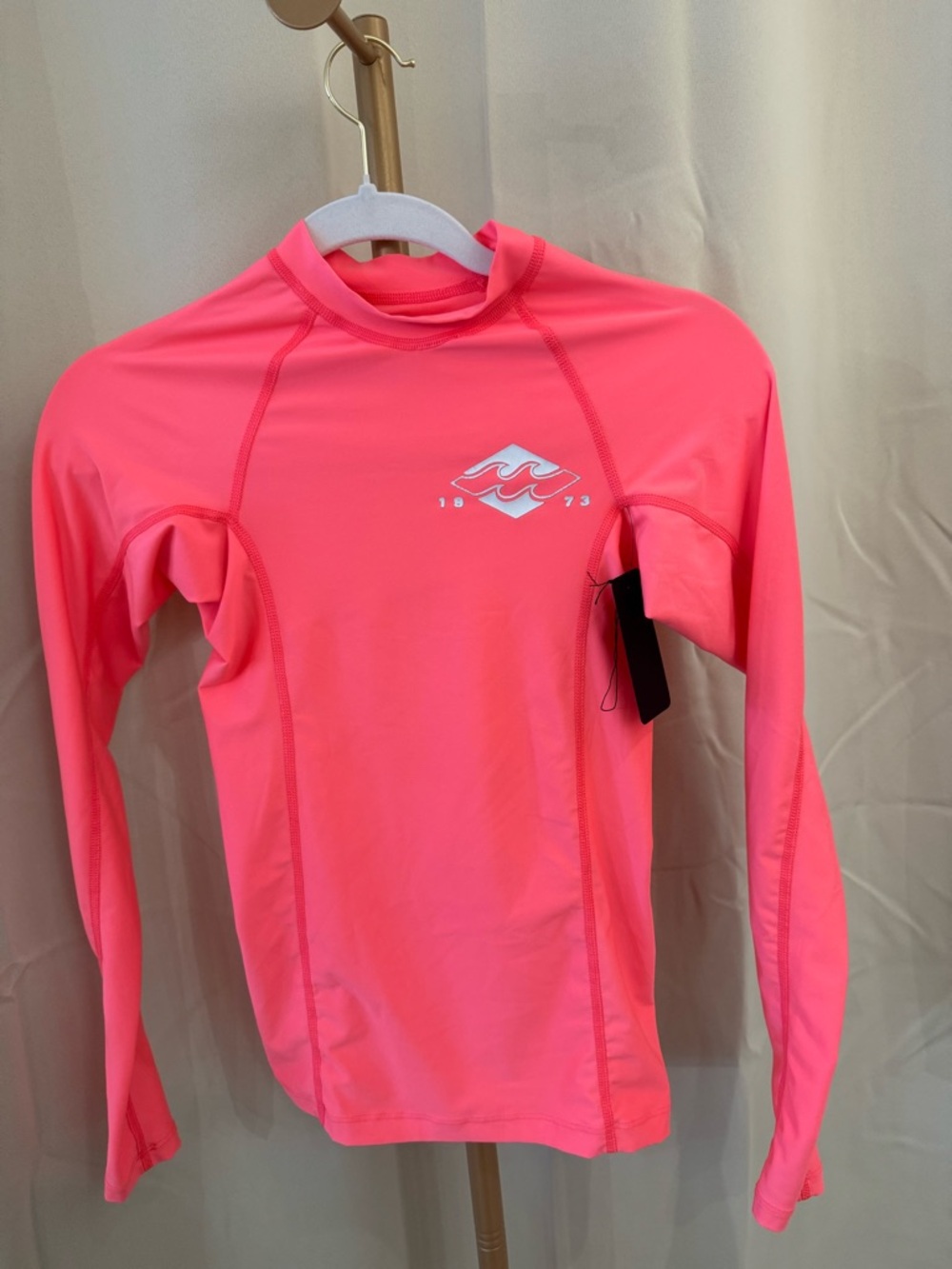 Women’s Billabong long-sleeve rashguard Size Small Excellent Used Condition